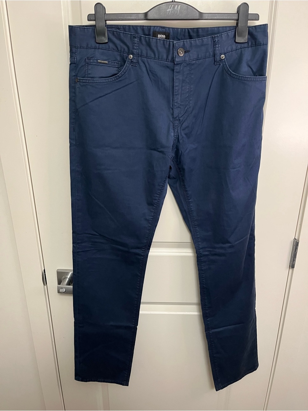 BOSS Men's Slim Straight Pants in Navy Blue in size 34/32